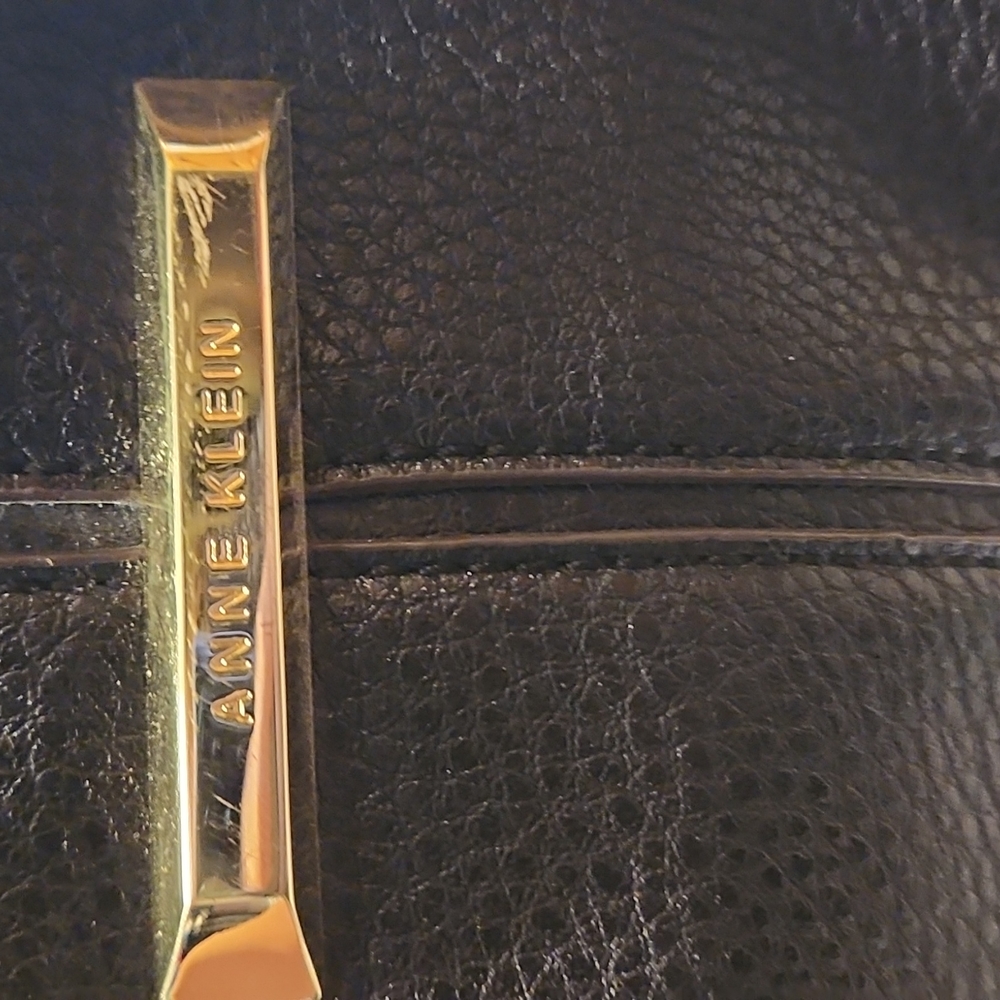 Anne Klein Purse - Picture 4 of 10